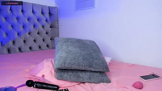 Snapshot of eva_cutee_ chatting on April 2026 08:50:01 PM eva cutee online show from April 2026 08:50:01 PM