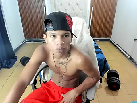 Snapshot of juan_mhata chatting on June 2026 12:45:01 AM juan mhata online show from June 2026 12:45:01 AM