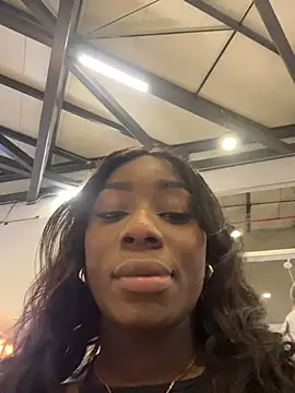 ZarahFerreira online show from April 2026 01:03:01 AM