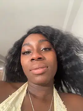 ZarahFerreira online show from May 2026 05:40:01 PM