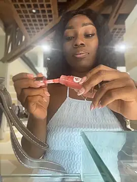 ZarahFerreira online show from May 2026 11:46:02 PM