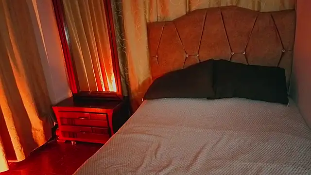 Snapshot of Keyla_roberts777_ chatting on March 2026 02:28:01 AM Keyla roberts777 online show from March 2026 02:28:01 AM