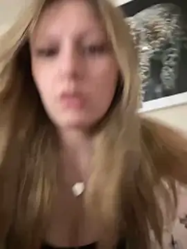 Snapshot of hyperafterdark chatting on February 2026 05:25:01 PM hyperafterdark online show from February 2026 05:25:01 PM