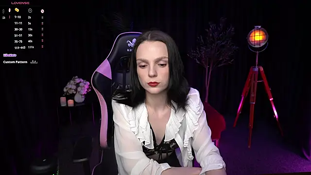 Snapshot of Wild_Alice_me chatting on March 2026 03:50:02 PM Wild Alice me online show from March 2026 03:50:02 PM