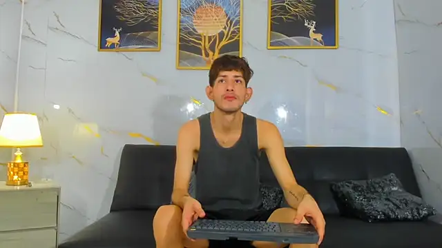 Snapshot of Spicy_guys chatting on April 2026 01:05:02 PM Spicy guys online show from April 2026 01:05:02 PM