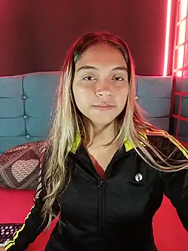 Snapshot of Arabella_Fraser18 chatting on June 2026 11:37:02 AM Arabella Fraser18 online show from June 2026 11:37:02 AM