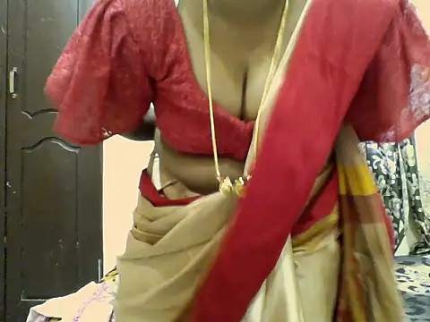 Snapshot of Angel_honeybear_143 chatting on March 2026 12:11:02 PM Angel honeybear 143 online show from March 2026 12:11:02 PM