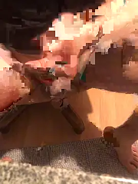 ozzyylove online show from April 2026 06:45:01 PM