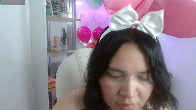 jackie tk online show from April 2026 07:45:02 PM