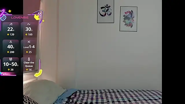 Alessia Monroe  online show from May 2026 04:37:02 PM