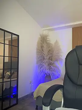 sara stormy online show from February 2026 07:14:02 PM