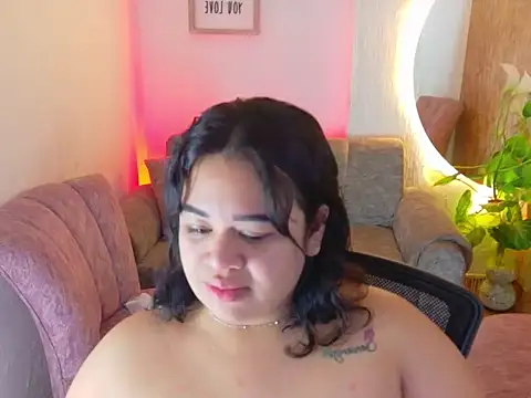 Snapshot of deva_big chatting on March 2026 12:43:01 PM deva big online show from March 2026 12:43:01 PM