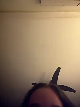 grrrlklx online show from February 2026 09:44:02 PM