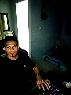 Snapshot of UcEng_Lab chatting on March 2026 06:26:02 PM UcEng Lab online show from March 2026 06:26:02 PM