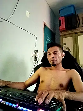 Snapshot of UcEng_Lab chatting on March 2026 07:24:02 AM UcEng Lab online show from March 2026 07:24:02 AM