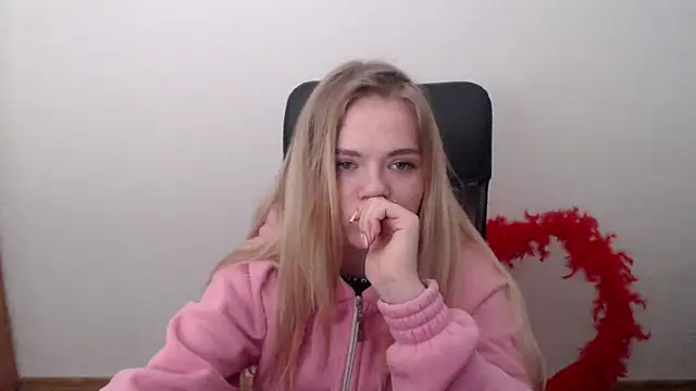 FoxiLana online show from February 2026 10:11:02 AM