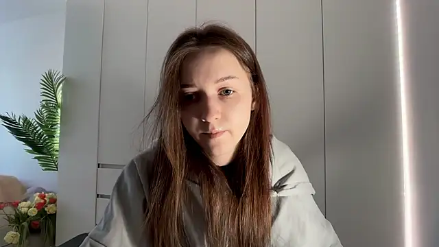 monnymoonn online show from March 2026 07:23:01 AM