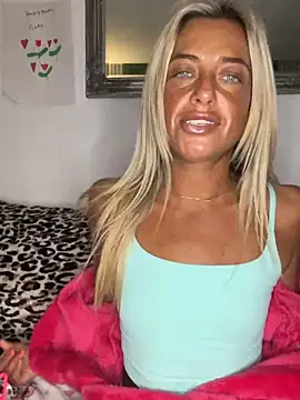 ScarlettGold  online show from April 2026 04:57:02 AM