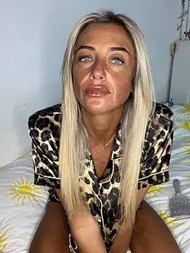 ScarlettGold  online show from April 2026 08:09:02 AM