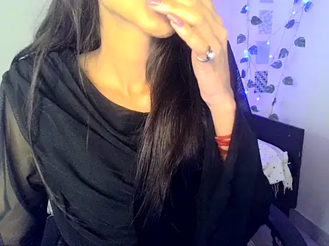 Snapshot of SIKSHA_SINGH chatting on March 2026 06:09:01 AM SIKSHA SINGH online show from March 2026 06:09:01 AM