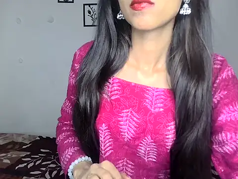 SIKSHA SINGH online show from April 2026 09:08:01 PM