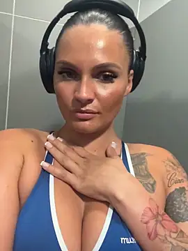Destinylovex online show from May 2026 11:27:01 AM