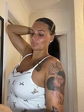 Snapshot of Destinylovex chatting on June 2026 07:51:02 PM Destinylovex online show from June 2026 07:51:02 PM