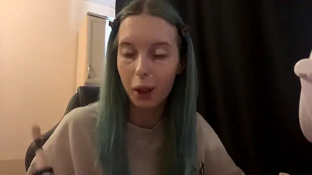 HatedClose online show from February 2026 12:12:01 PM