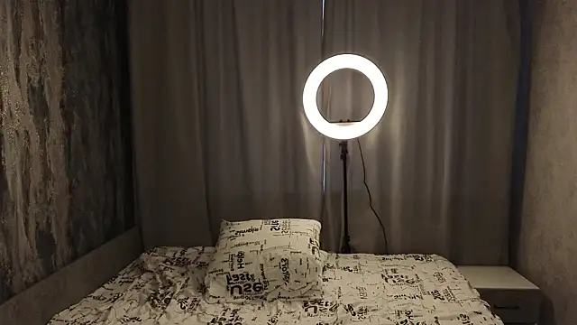 Snapshot of DevilWearsPradaa chatting on February 2026 02:36:01 PM DevilWearsPradaa online show from February 2026 02:36:01 PM