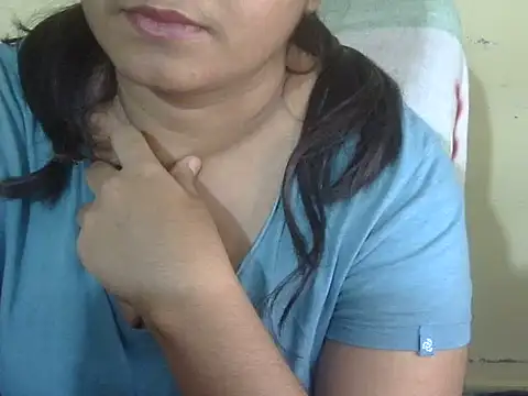 Snapshot of Aniya_Hazel chatting on March 2026 06:45:02 PM Aniya Hazel online show from March 2026 06:45:02 PM