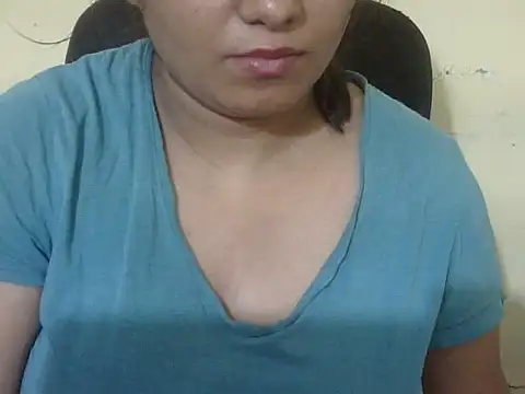 Snapshot of Aniya_Hazel chatting on March 2026 06:55:01 PM Aniya Hazel online show from March 2026 06:55:01 PM