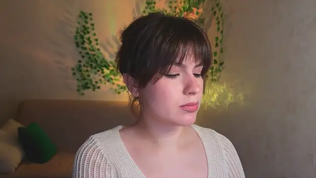 rinamandarina online show from March 2026 06:00:01 PM