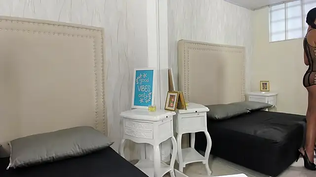 FernandaAvilax online show from May 2026 07:45:02 PM