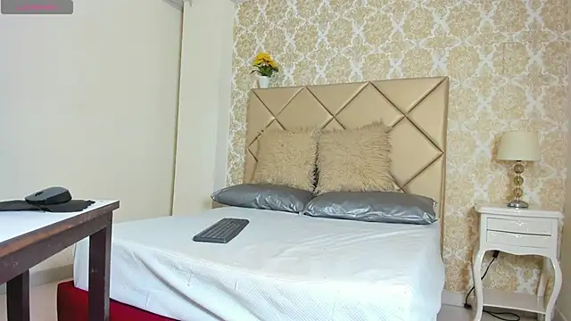 FernandaAvilax online show from June 2026 01:56:01 AM