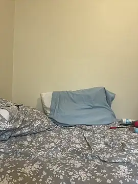 Snapshot of h_oney4411 chatting on March 2026 06:04:01 PM h oney4411 online show from March 2026 06:04:01 PM