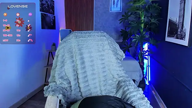 Snapshot of SophyAdams chatting on March 2026 07:53:01 PM SophyAdams online show from March 2026 07:53:01 PM