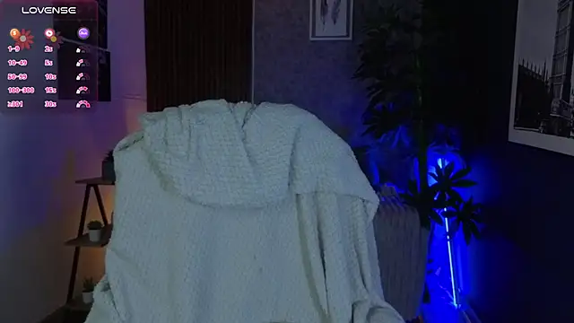 Snapshot of SophyAdams chatting on March 2026 08:09:01 PM SophyAdams online show from March 2026 08:09:01 PM