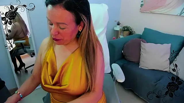 Snapshot of Ivonne_4 chatting on March 2026 12:56:02 PM Ivonne 4 online show from March 2026 12:56:02 PM