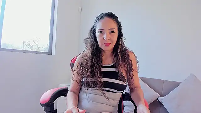 Snapshot of Bianca_Fords chatting on March 2026 02:56:01 PM Bianca Fords online show from March 2026 02:56:01 PM