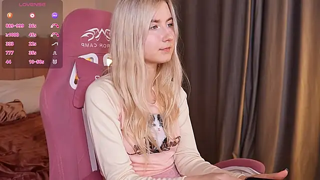 Aiko Takana online show from February 2026 04:58:02 PM