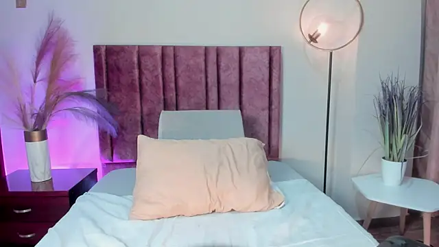 AnnaDenver online show from June 2026 02:24:02 AM