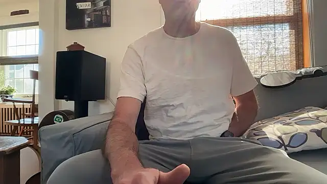 Snapshot of Guy__Grey chatting on April 2026 01:16:01 PM Guy Grey online show from April 2026 01:16:01 PM