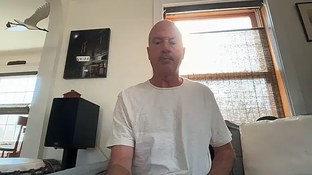 Snapshot of Guy__Grey chatting on April 2026 01:16:01 PM Guy Grey online show from April 2026 01:16:01 PM