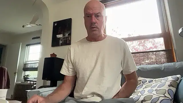 Snapshot of Guy__Grey chatting on May 2026 12:24:01 PM Guy Grey online show from May 2026 12:24:01 PM