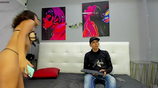 ahsly78Bryan online show from May 2026 09:42:01 PM
