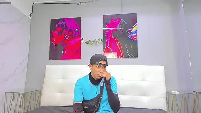 ahsly78Bryan online show from June 2026 07:39:02 PM
