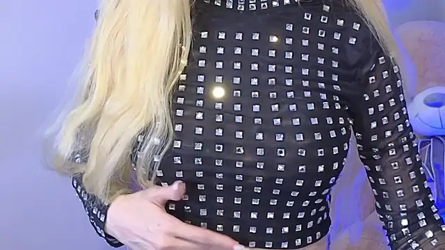 KarmaArms online show from March 2026 08:37:02 PM