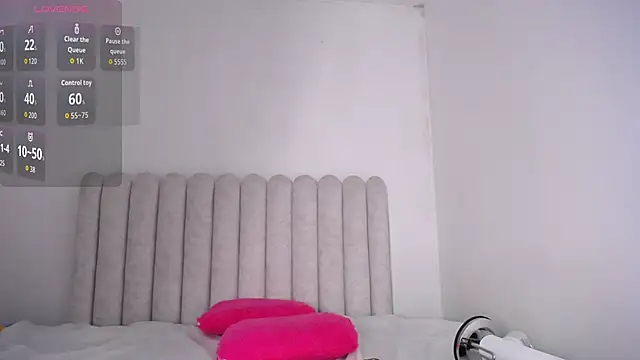 MiaFoox   online show from March 2026 03:24:01 AM