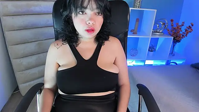 April Swett online show from March 2026 12:45:01 PM