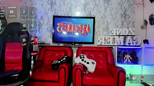 Snapshot of love_velvet_ chatting on April 2026 04:18:02 AM love velvet online show from April 2026 04:18:02 AM